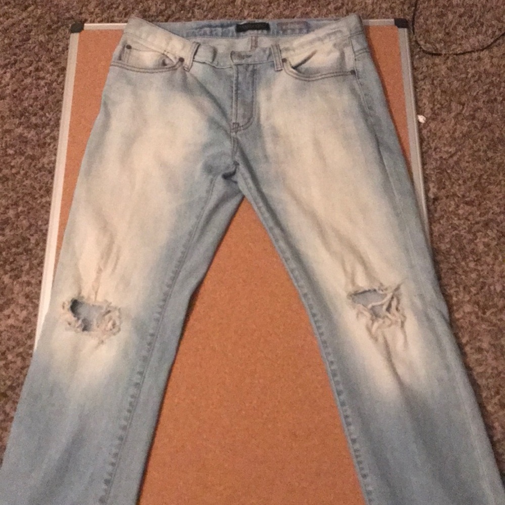 Ripped Slim Straight Jeans AEROPOSTALE